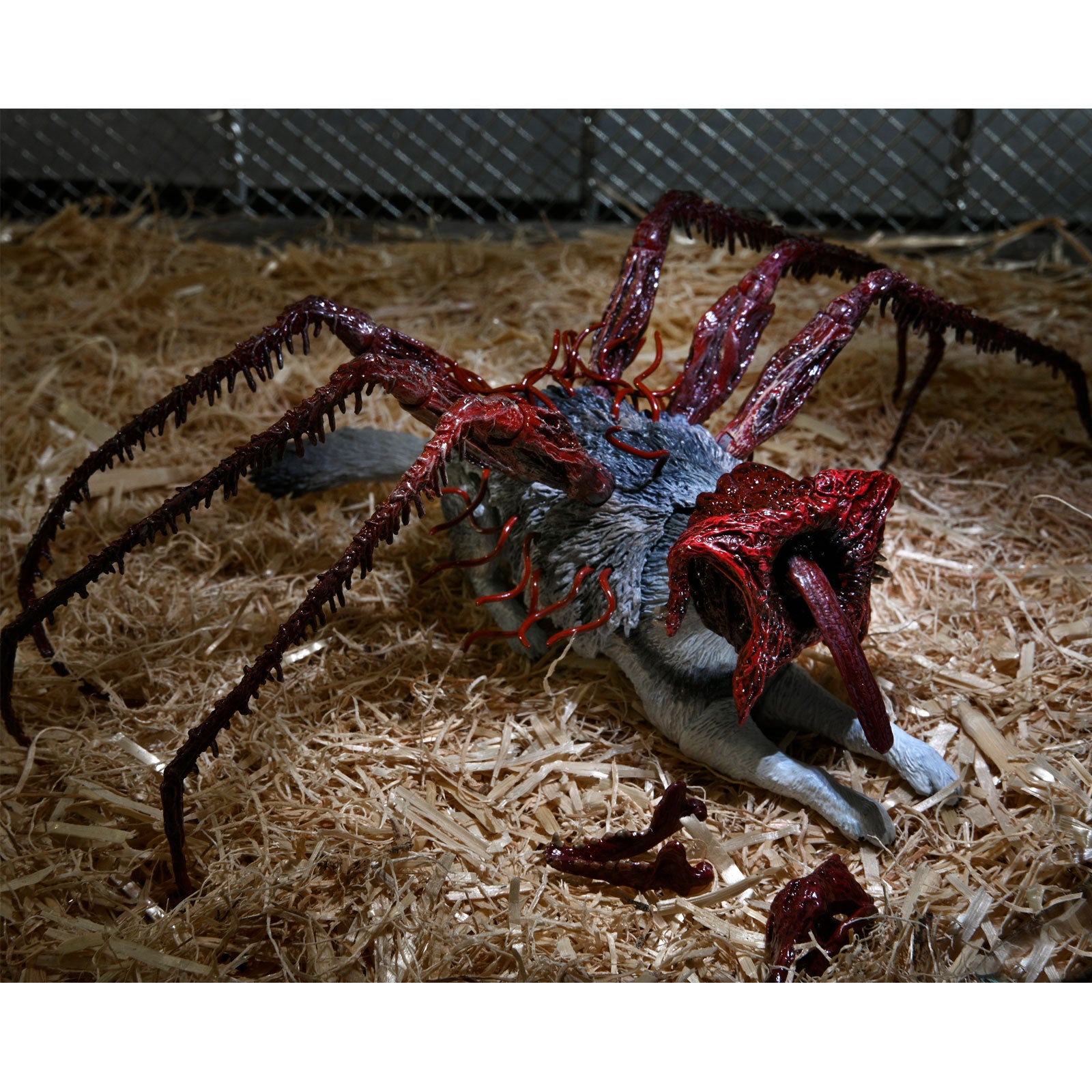The Thing Dog Creature Ultimate 7" Figure – Deluxe Horror Set w/ Accessories