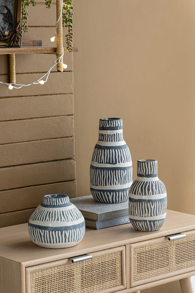Cream & Grey Ceramic Vase 22cm Crackled Patina Decorative Home Accent