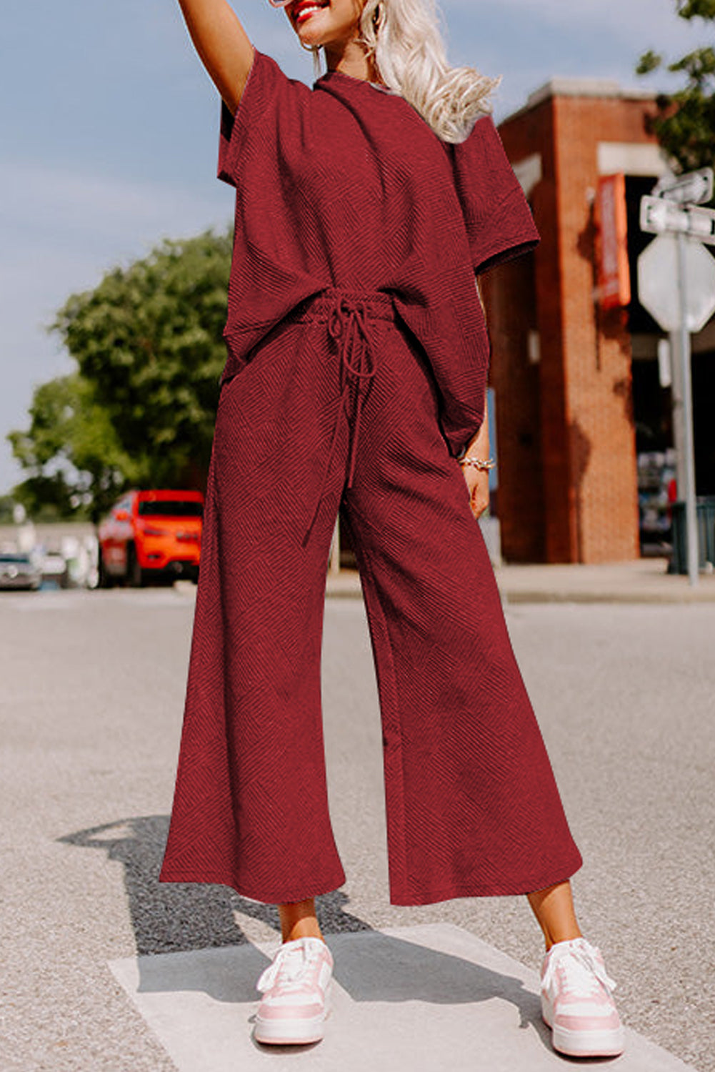 Women’s Gray Textured Loose Fit T Shirt and Drawstring Pants Set
