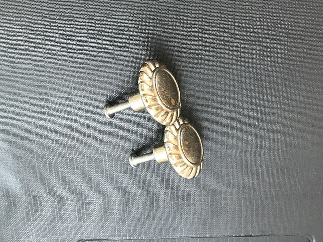 Antiqued Champagne Metal Drawer 3cm Diameter Knob Set of 2