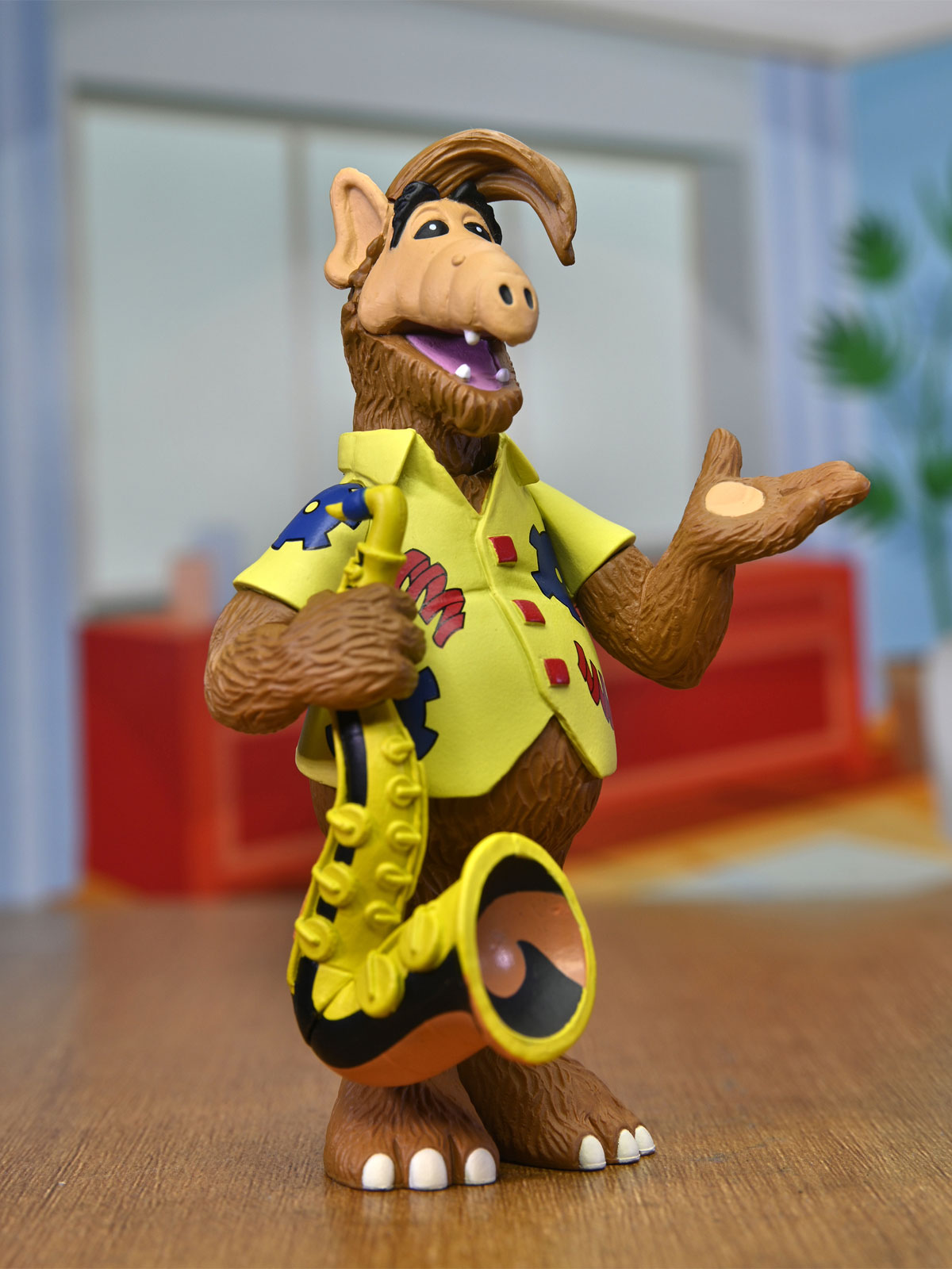 ALF Toony Classics Saxophone Action Figure 6” Scale with Accessories – Brown