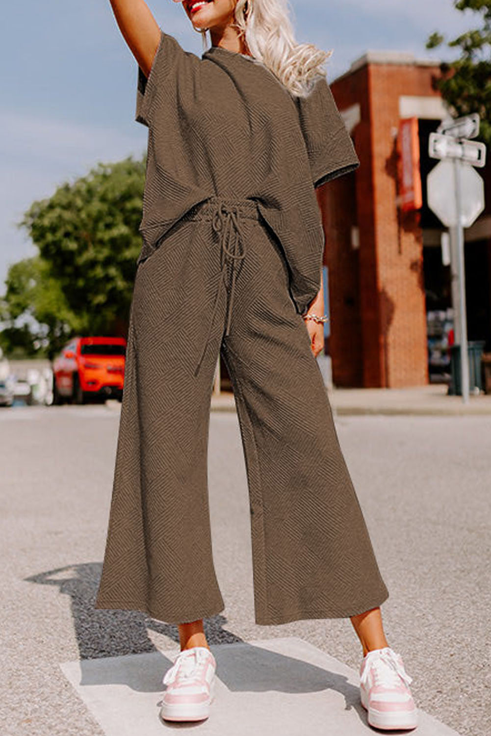Women’s Gray Textured Loose Fit T Shirt and Drawstring Pants Set