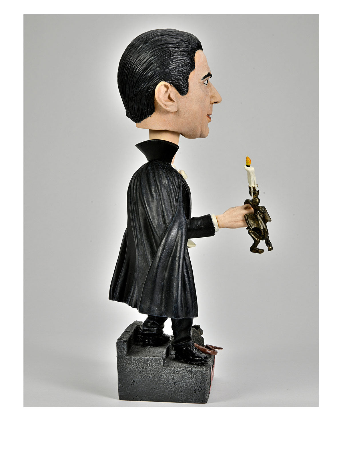 Dracula Head Knocker 8” Bobblehead Universal Monsters Series