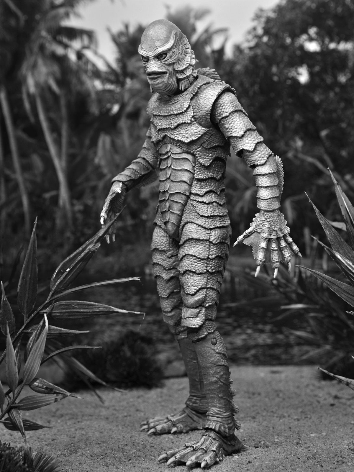 Creature from the Black Lagoon Ultimate Action Figure 7” with Heads
