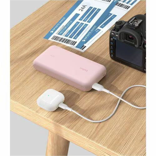 Belkin BoostCharge 20000mAh Power Bank with Integrated USB-C Cable 30W Pink