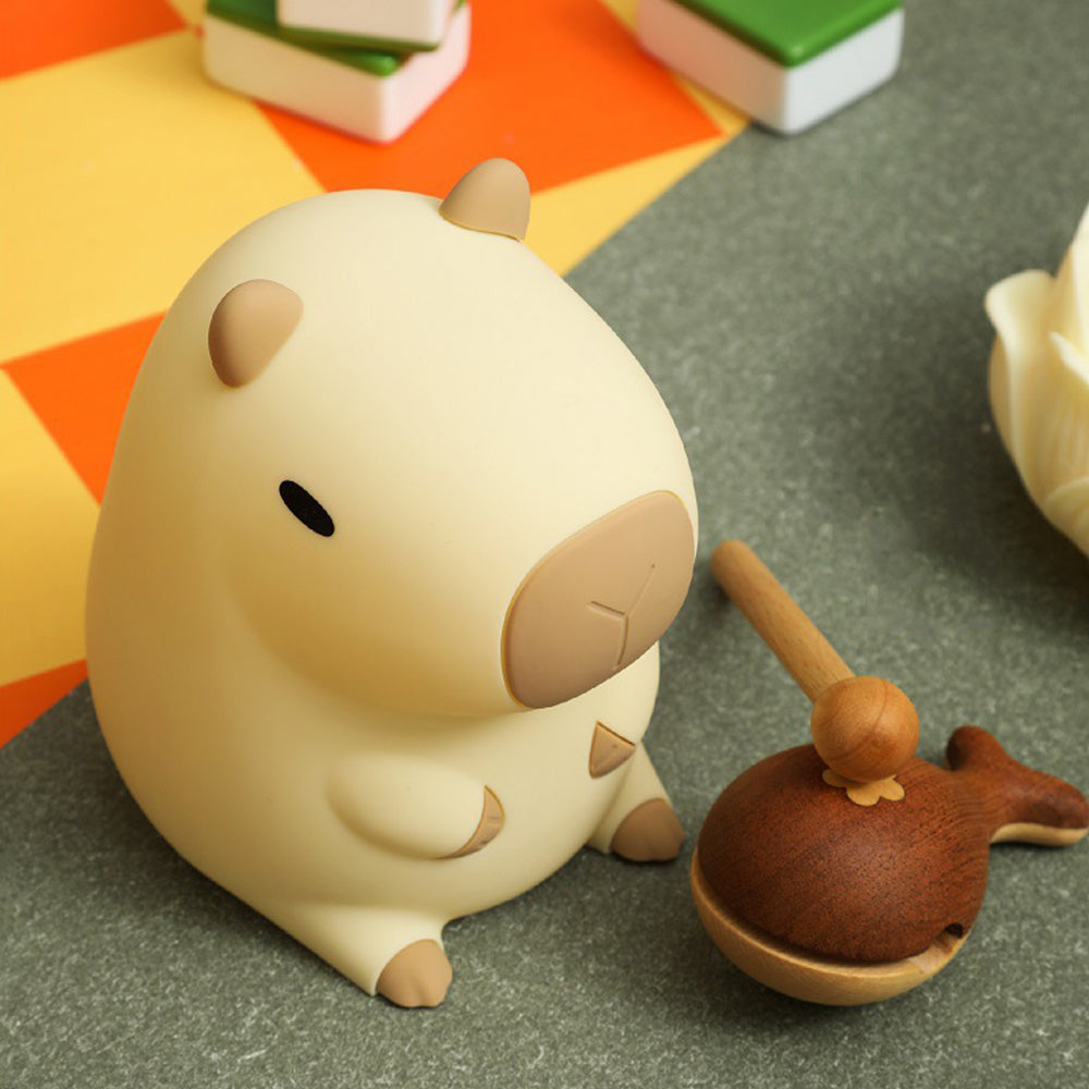 Novelty Cartoon Capybara Shaped Soft Silicone LED Night Light with Rechargeable and Touch Control