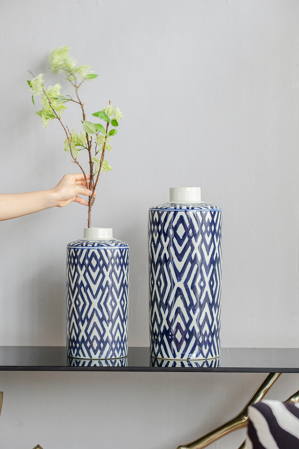 Carlyle Large Porcelain Lidded Jar Home Decorative Storage Container
