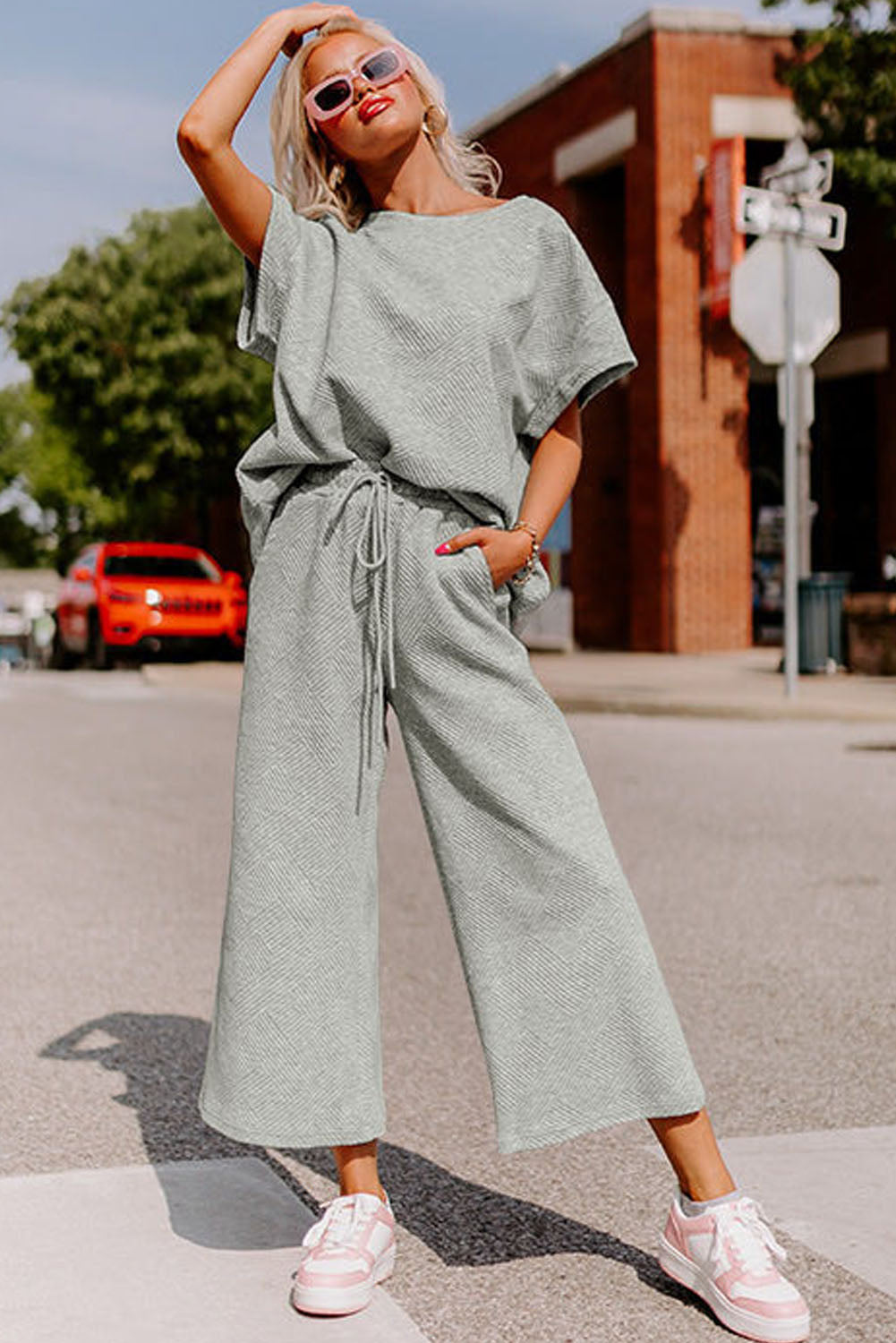 Women’s Gray Textured Loose Fit T Shirt and Drawstring Pants Set