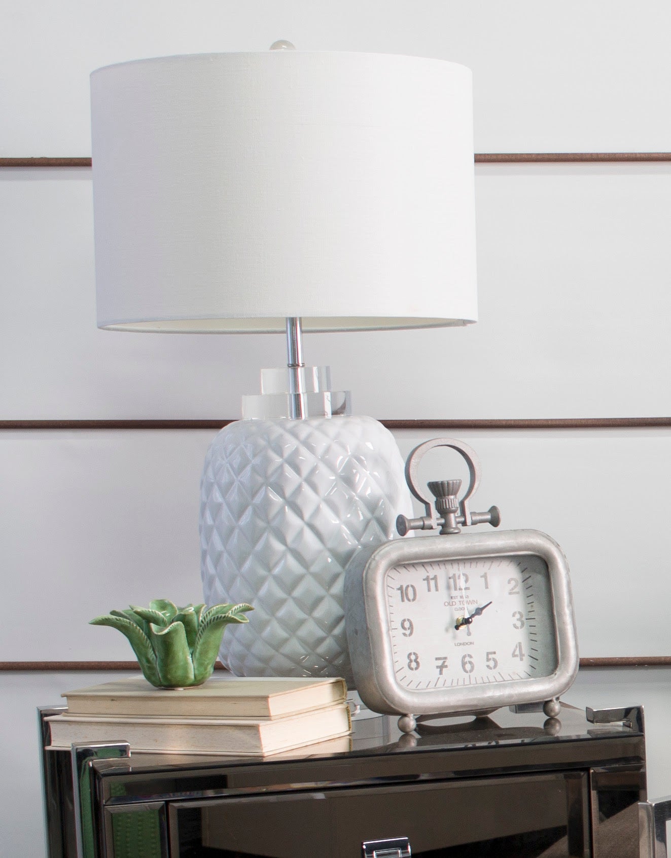 Island White Gloss Ceramic Table Lamp 68cm Pineapple Base Shade Hamptons Style
