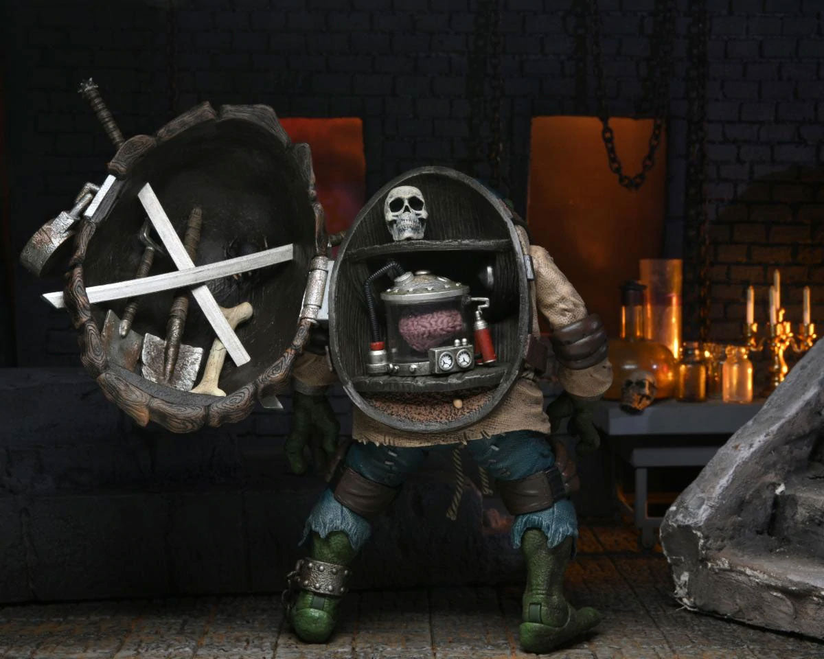 TMNT Leonardo as Hunchback 7" Ultimate Figure – Universal Monsters Crossover