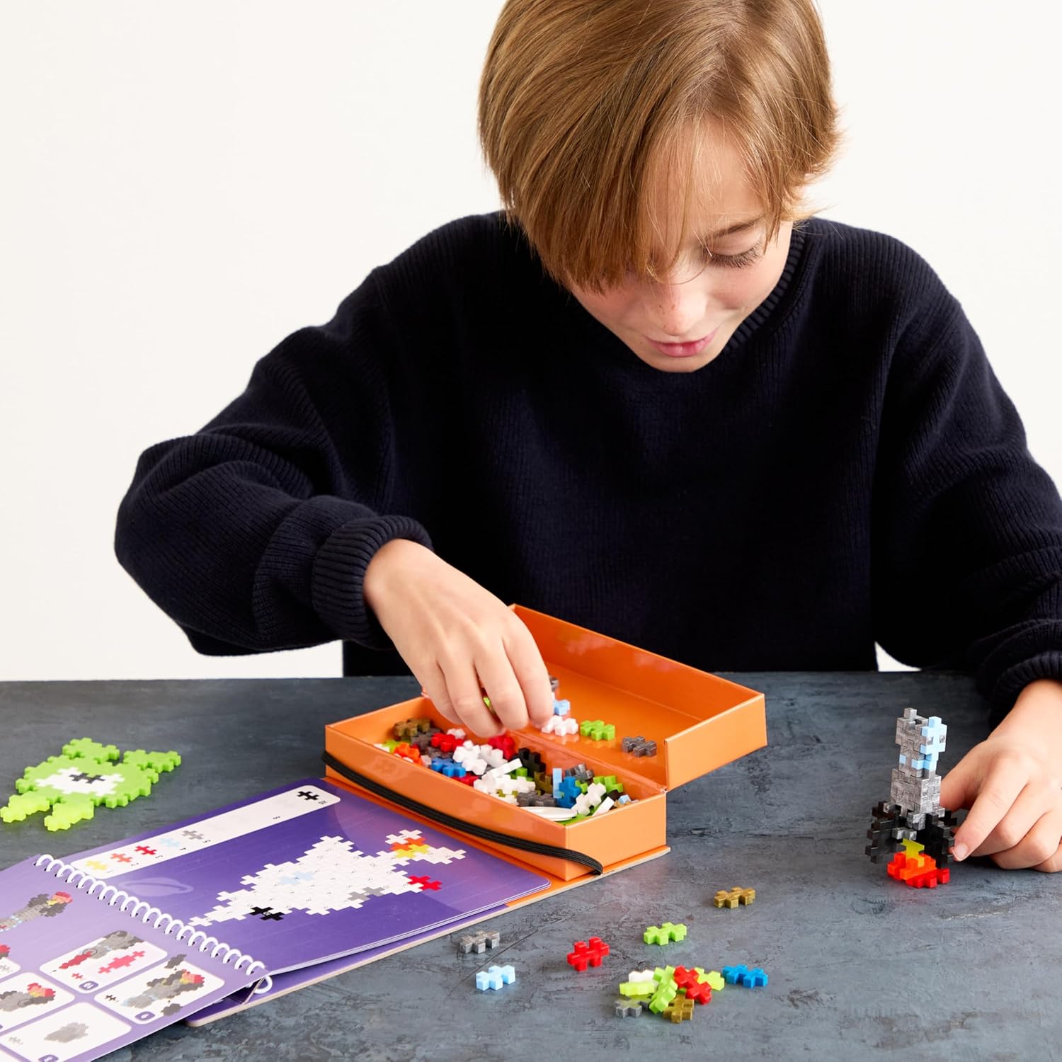 PLUS PLUS Space Activity Pad 125 Pieces Creative Building Blocks 2D 3D Puzzle Set
