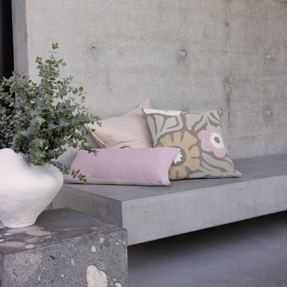 Bambury Velvet Rectangle Cushion - Thistle