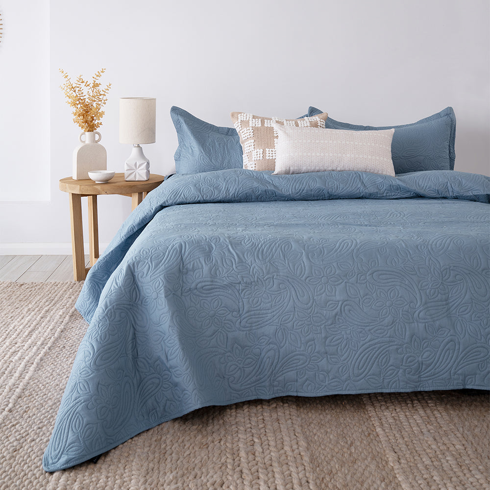 Bambury Paisley Coverlet Set