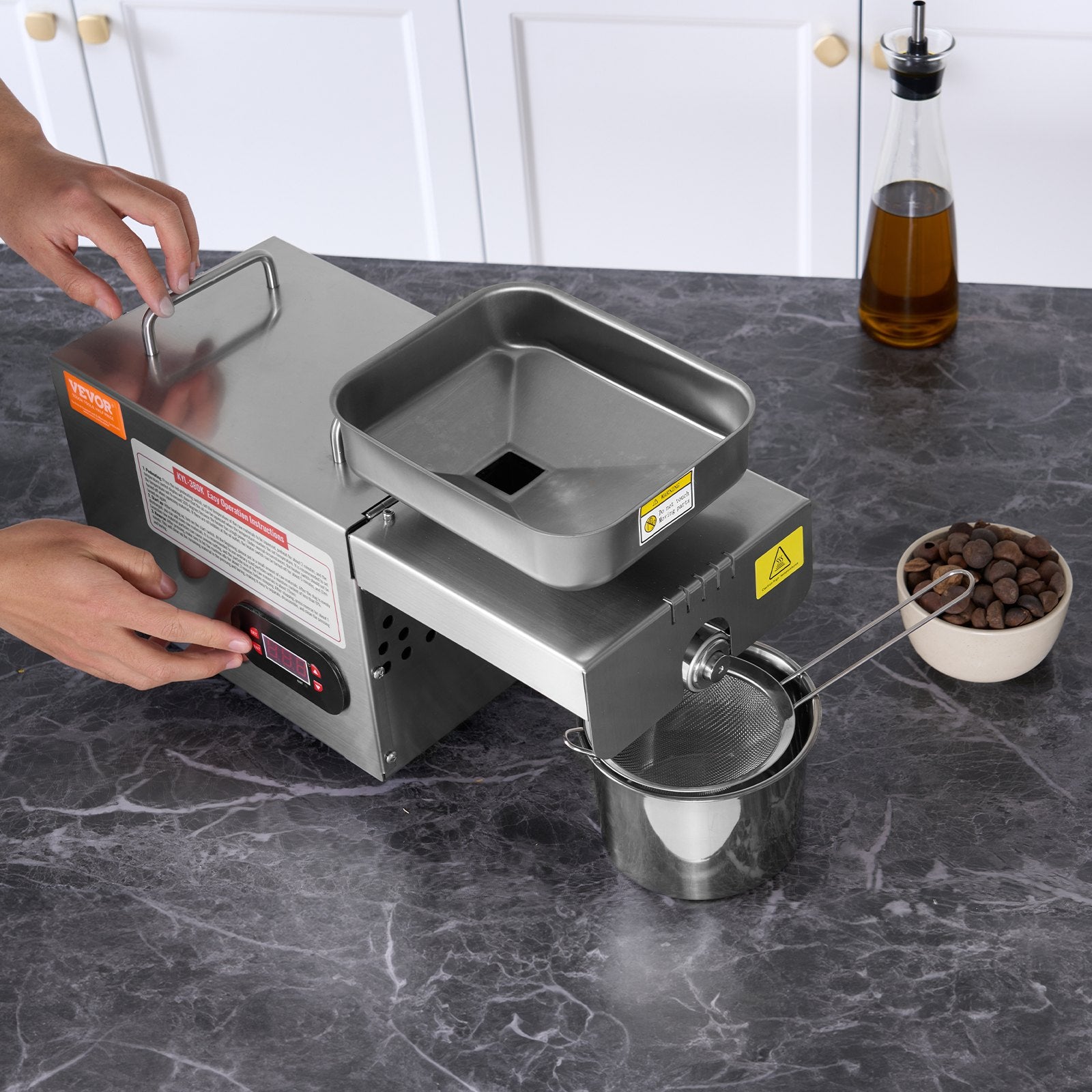 Oil Press Machine Electric 850W Stainless Steel Hot Expeller 0-300C