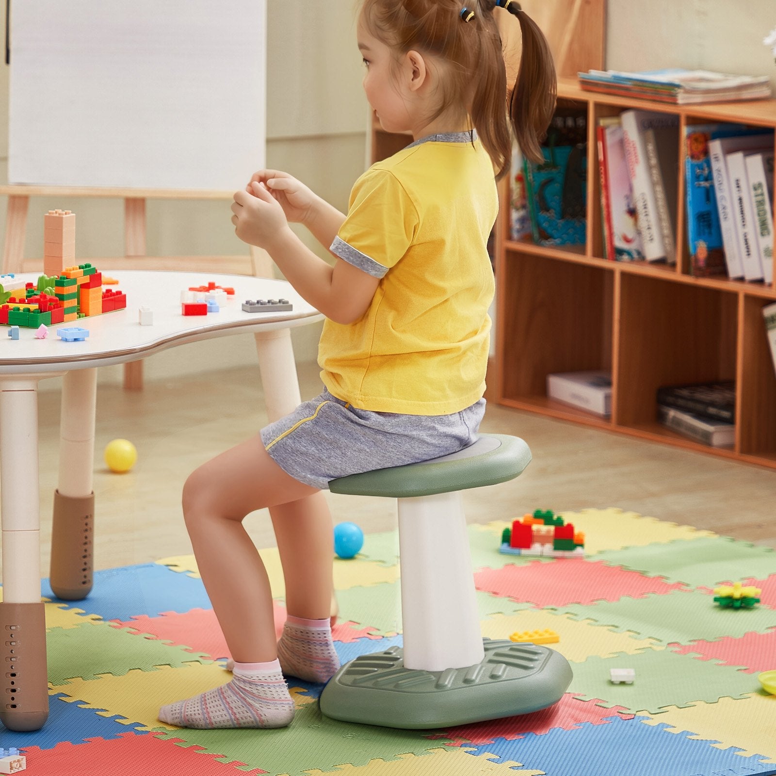 Kids Wobble Chair with Sponge Cushion Wobble Stool Improves Focus Green