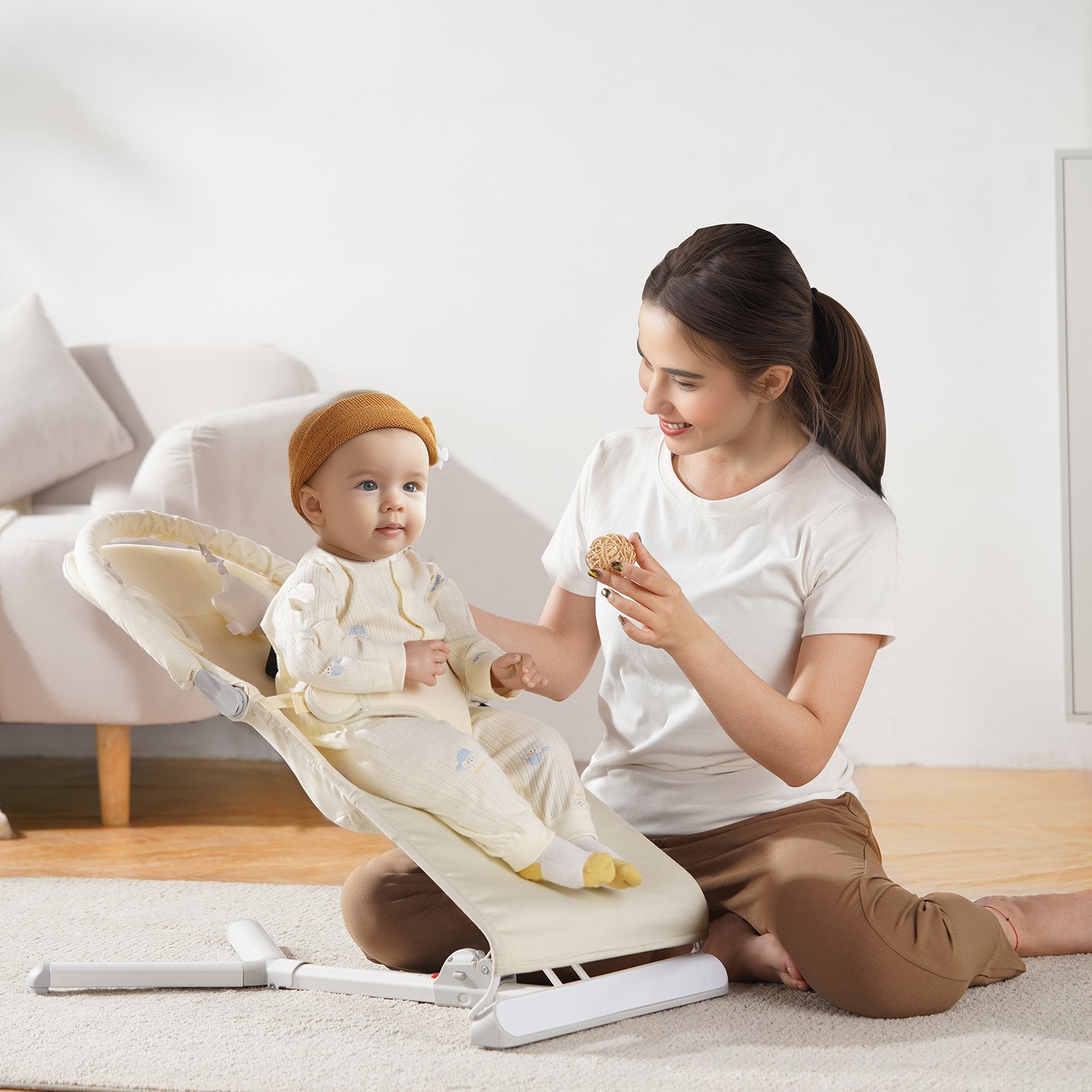 Baby Bouncer Folding Seat 0-9 Months 2 Recline Angles Rotatable Toy Bar