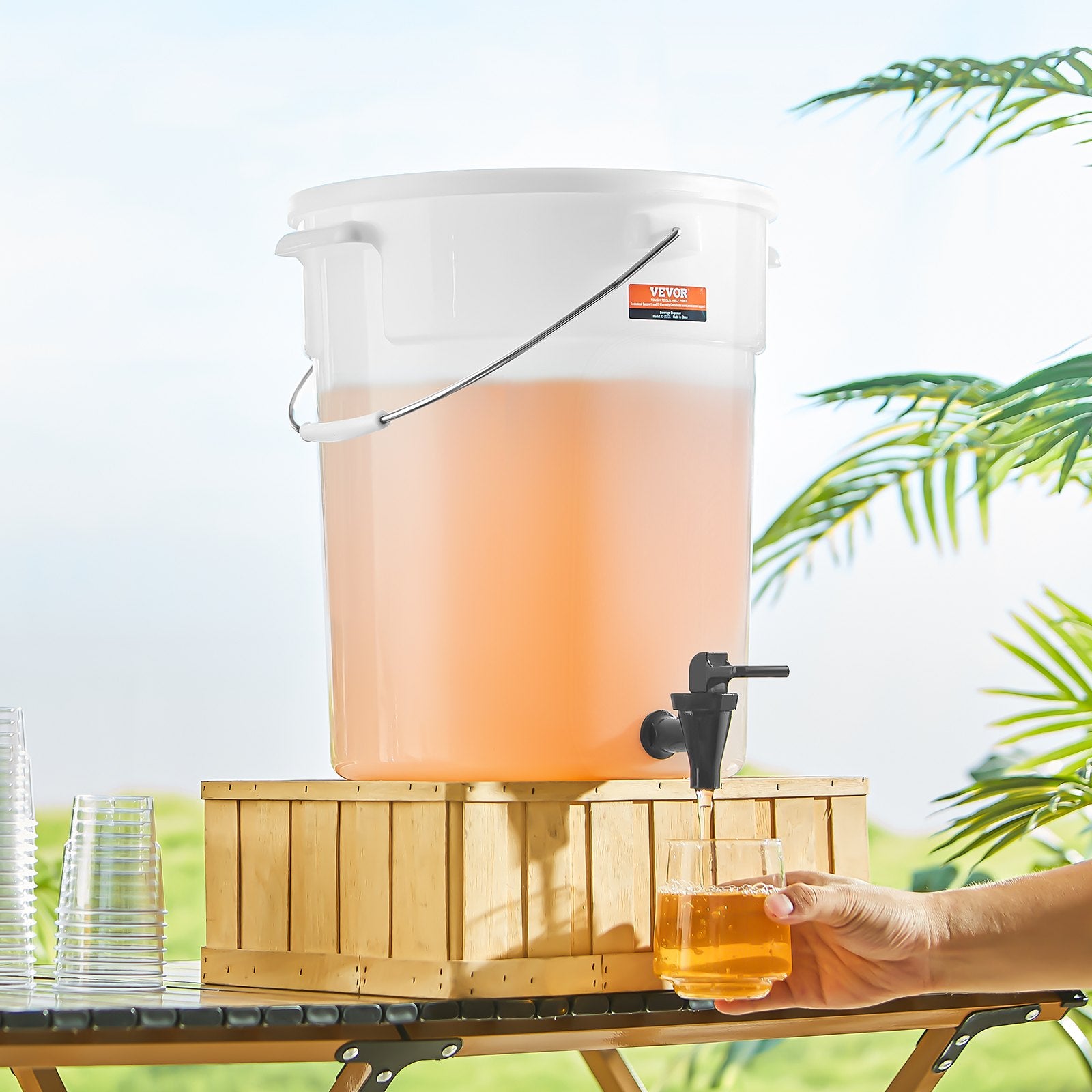 Beverage Dispenser 5 Gallon Plastic with Spigot and Lid for Parties