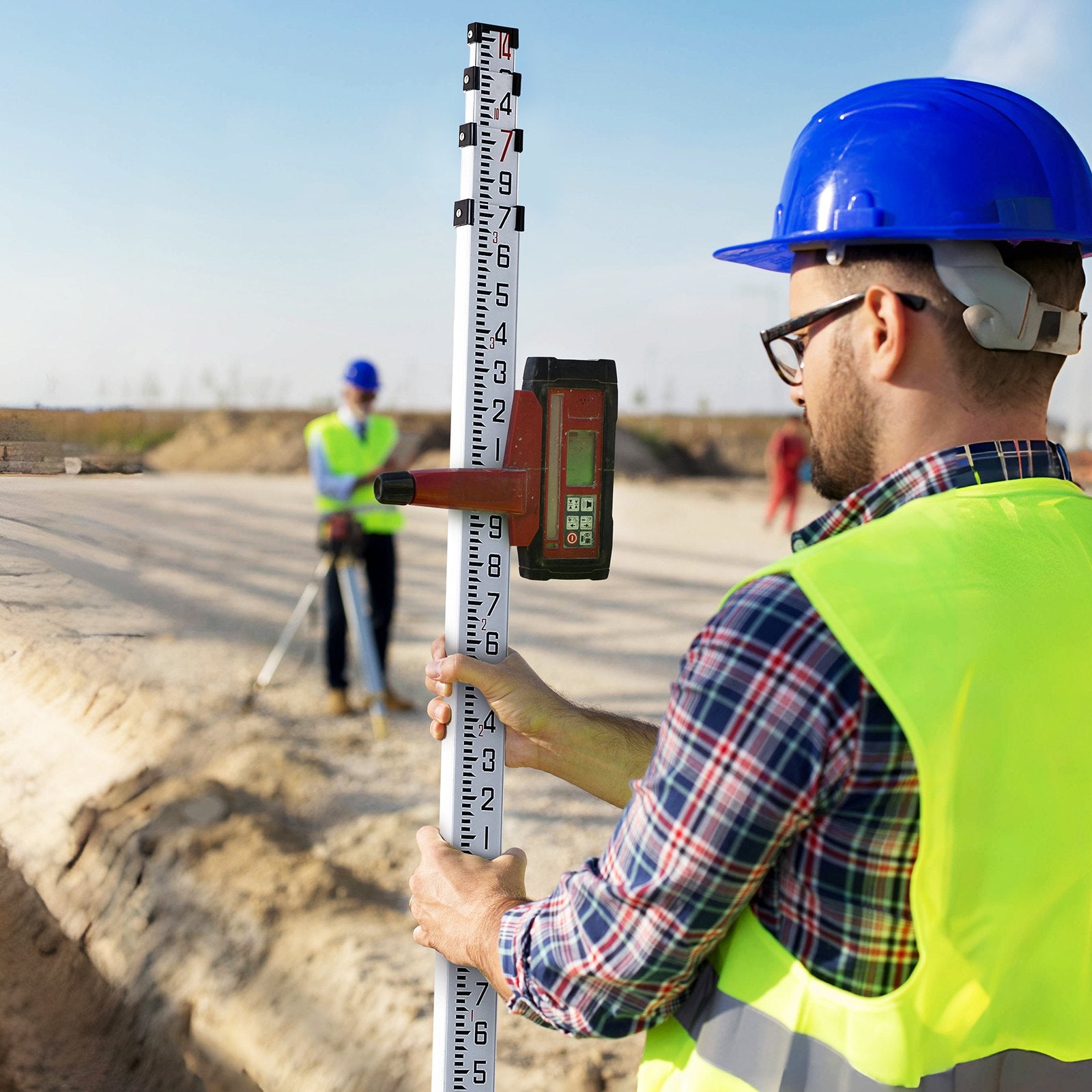 Grade Rod Aluminum 14-Feet 4-Section Telescopic Double-Sided Survey with Level